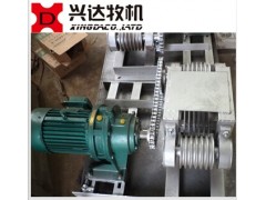 牵引式自动清粪机图1