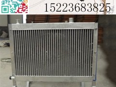 重庆李明养殖设备有限公司是一家从事禽畜现代化规模养殖设备生产、销售、服务于一体的综合性企业。咨询网站：http://www.cqlmyzsb.com，淘宝商铺：https://shop151781958.taobao.com/，阿里商铺：http://shop1441260852312.1688.com，咨询电话：15223683825。